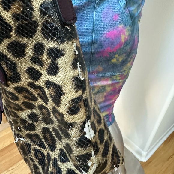 Leopard Maroon Tote - Picture 12 of 12